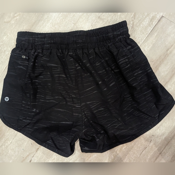 NWOT Puliou Athletic Running Shorts size Medium - Picture 1 of 2